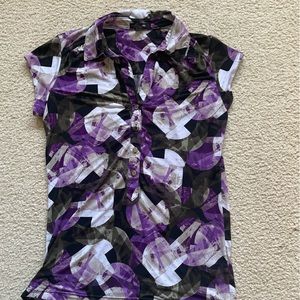 Alfani Women’s button-down, short sleeve, collared top size small, purple print